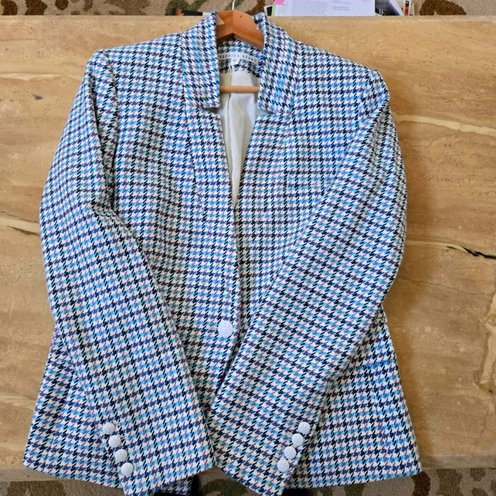 Veronica beard Farley dickey houndstooth blazer.
